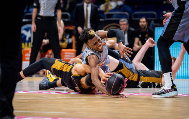 冯天薇作为 冯天薇作为