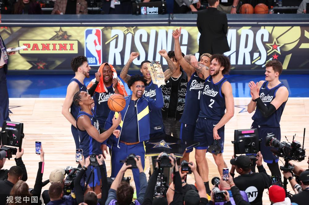 球队士气飙 球队士气飙